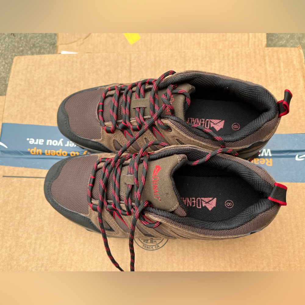 Brand New Denali Day Hiking Shoes Gem